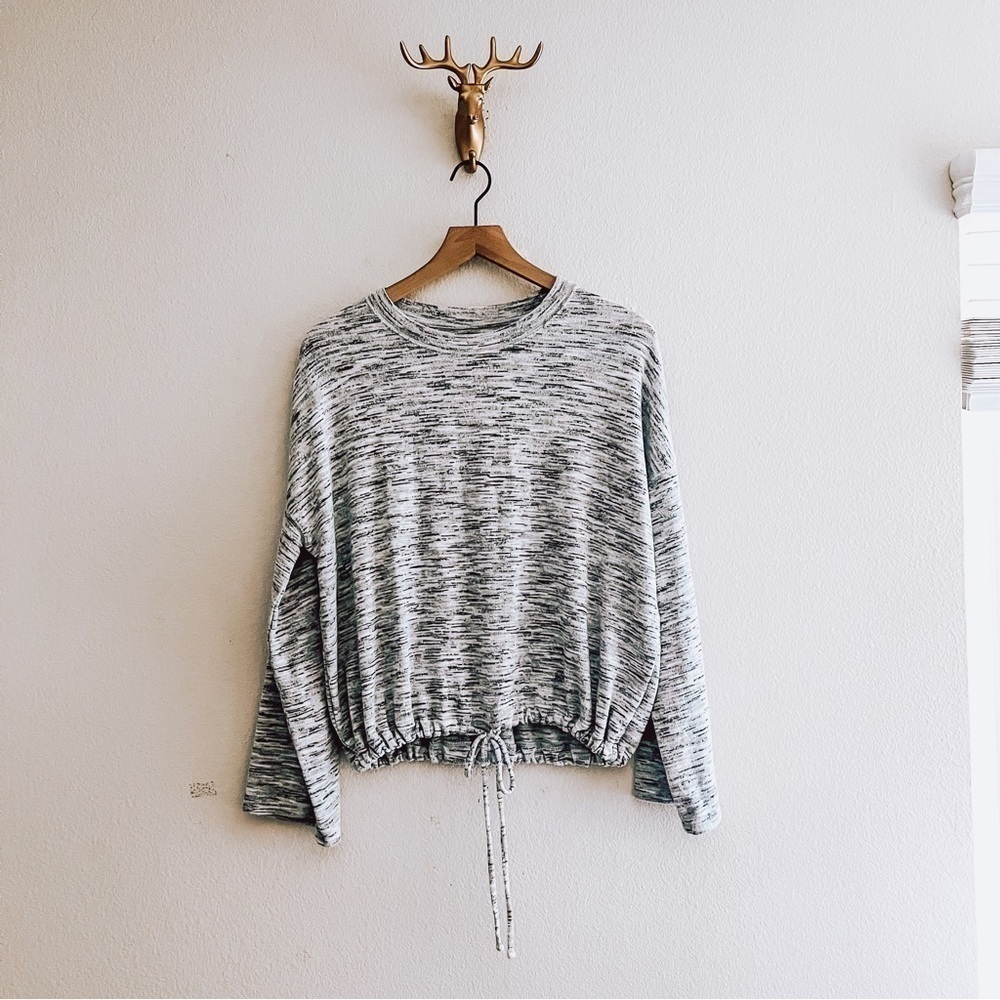 AERIE Women's Gray Cinched Waist Sweater Size Medium